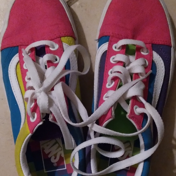 Shoes - Picture 3 of 3